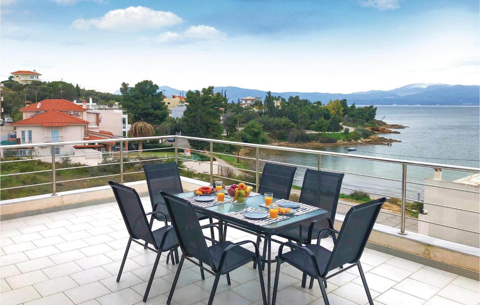 Amazing Home In Chalkida With Wifi Εξωτερικό φωτογραφία